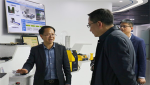 杭州市科技局党组成员、副局长楼立群一行莅临g22恒峰国际考察调研